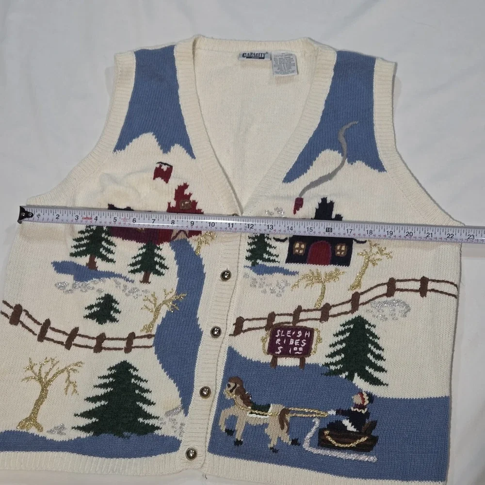 Capacity Sweater Vest Womens 2X White Winter Sleigh Ride Christmas Grandmacore
